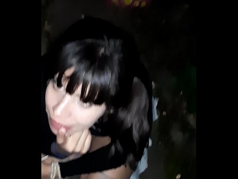 ❤️ На улица отечен пенис во замена за бонбони Порно кај нас ❌❤